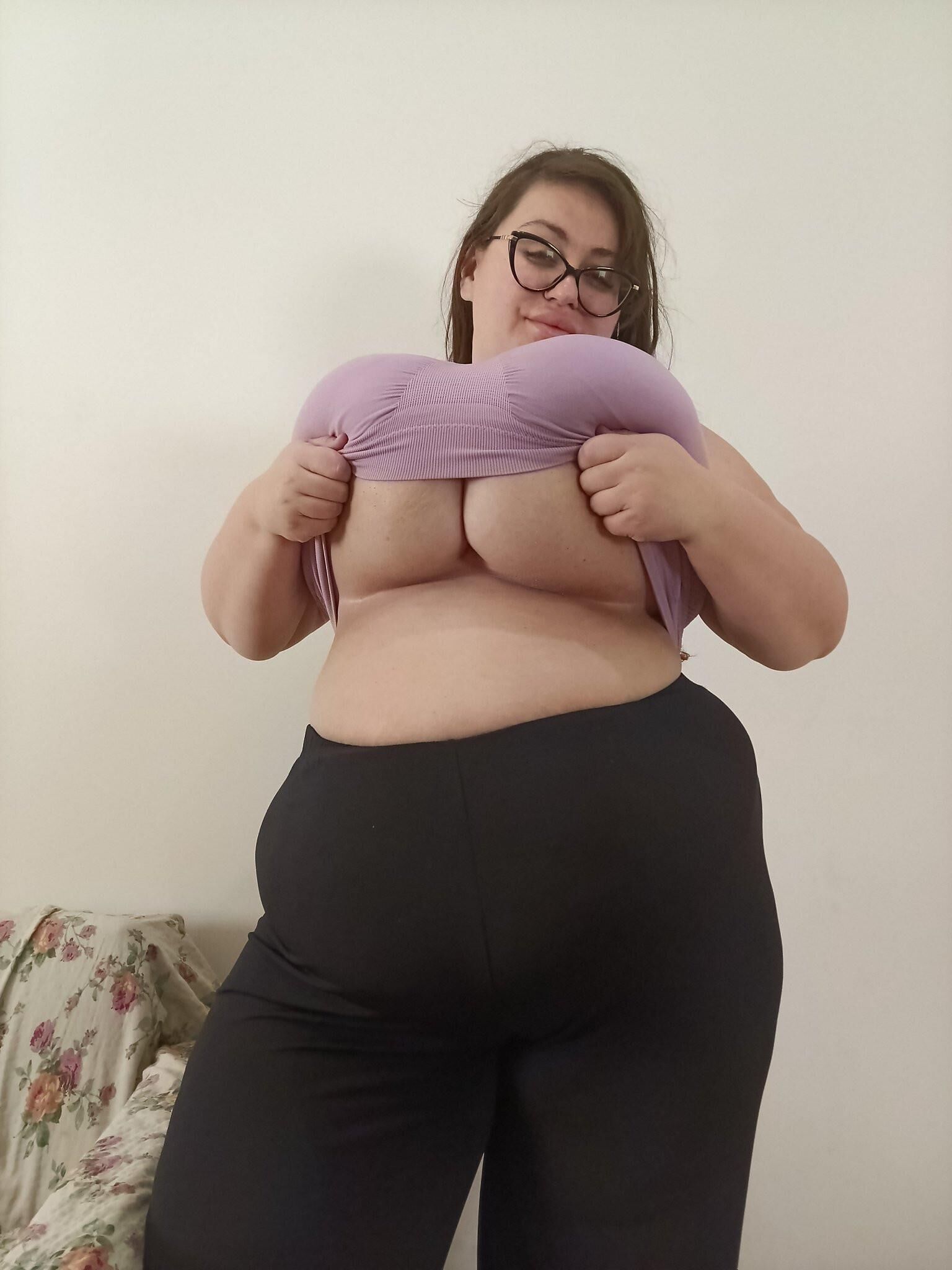 BBWクイーンニーナドールがついに露出しました