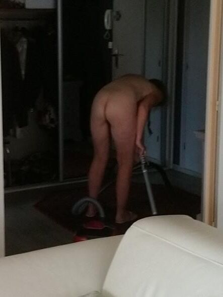 When a husband photographs his wife on the sly ( my wife )
