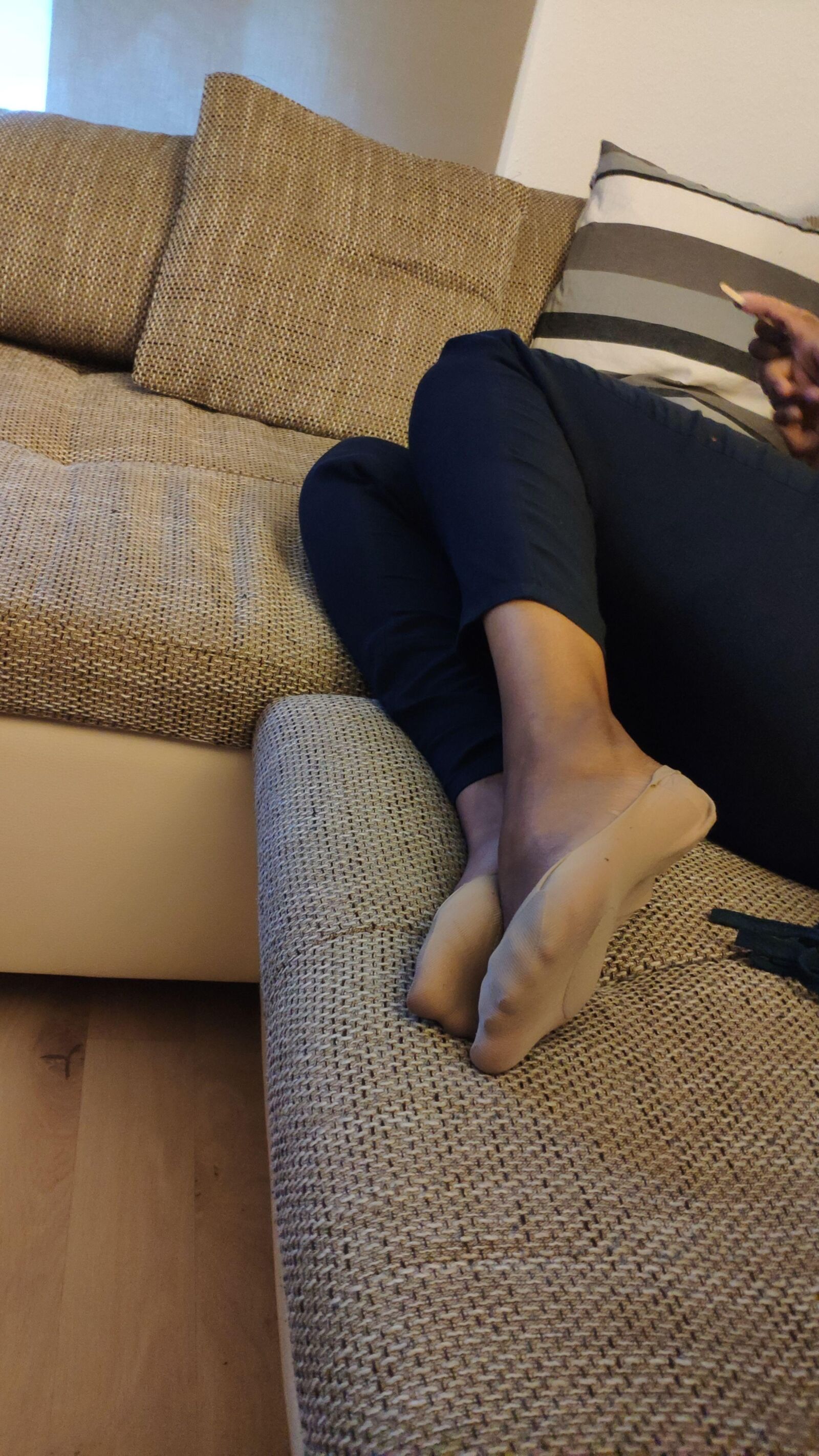 Short nylon socks, feet candids, slut wife
