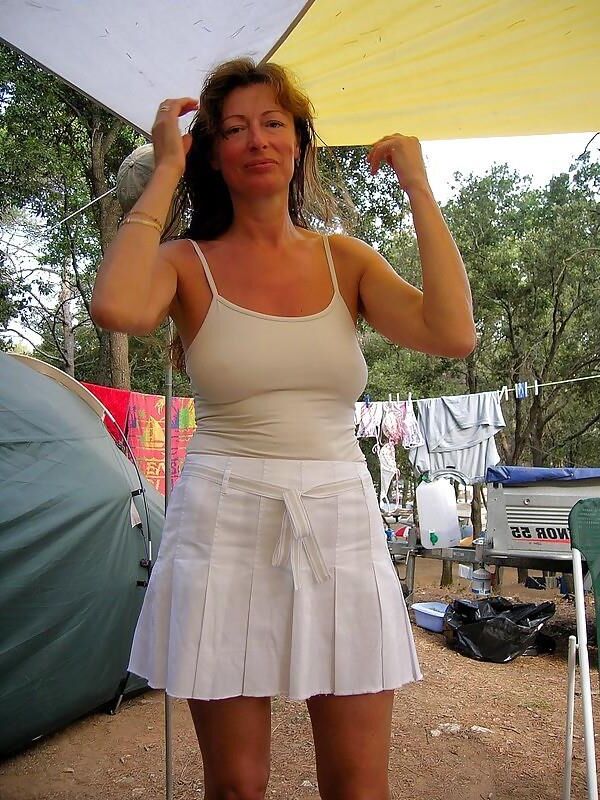 Lydie, sexy french milf.