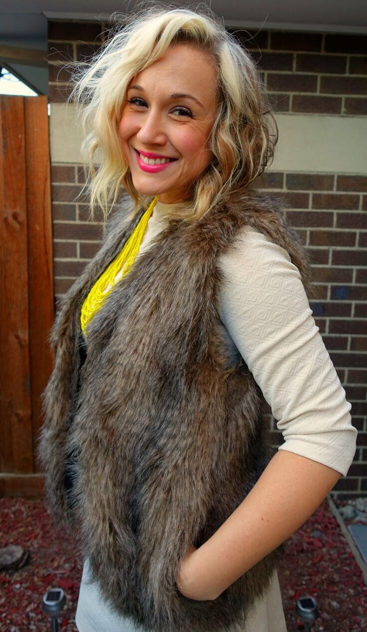 P interest In Beauty Milf Fashion Blogger Rosie Rockets