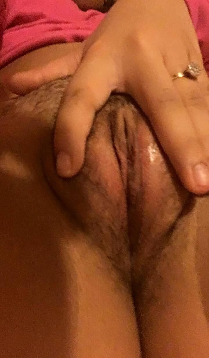 Sexy Latina Teen Selfies
