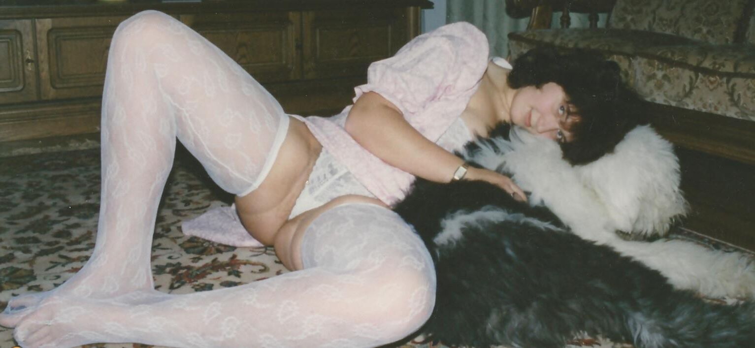 Sexy women with dogs #