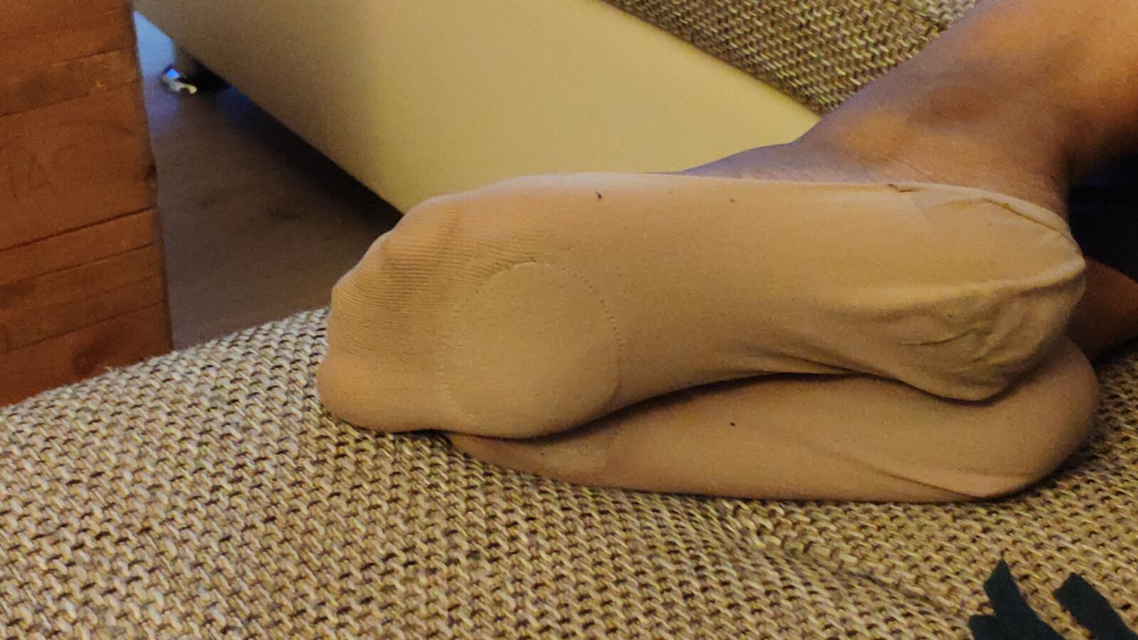Short nylon socks, feet candids, slut wife