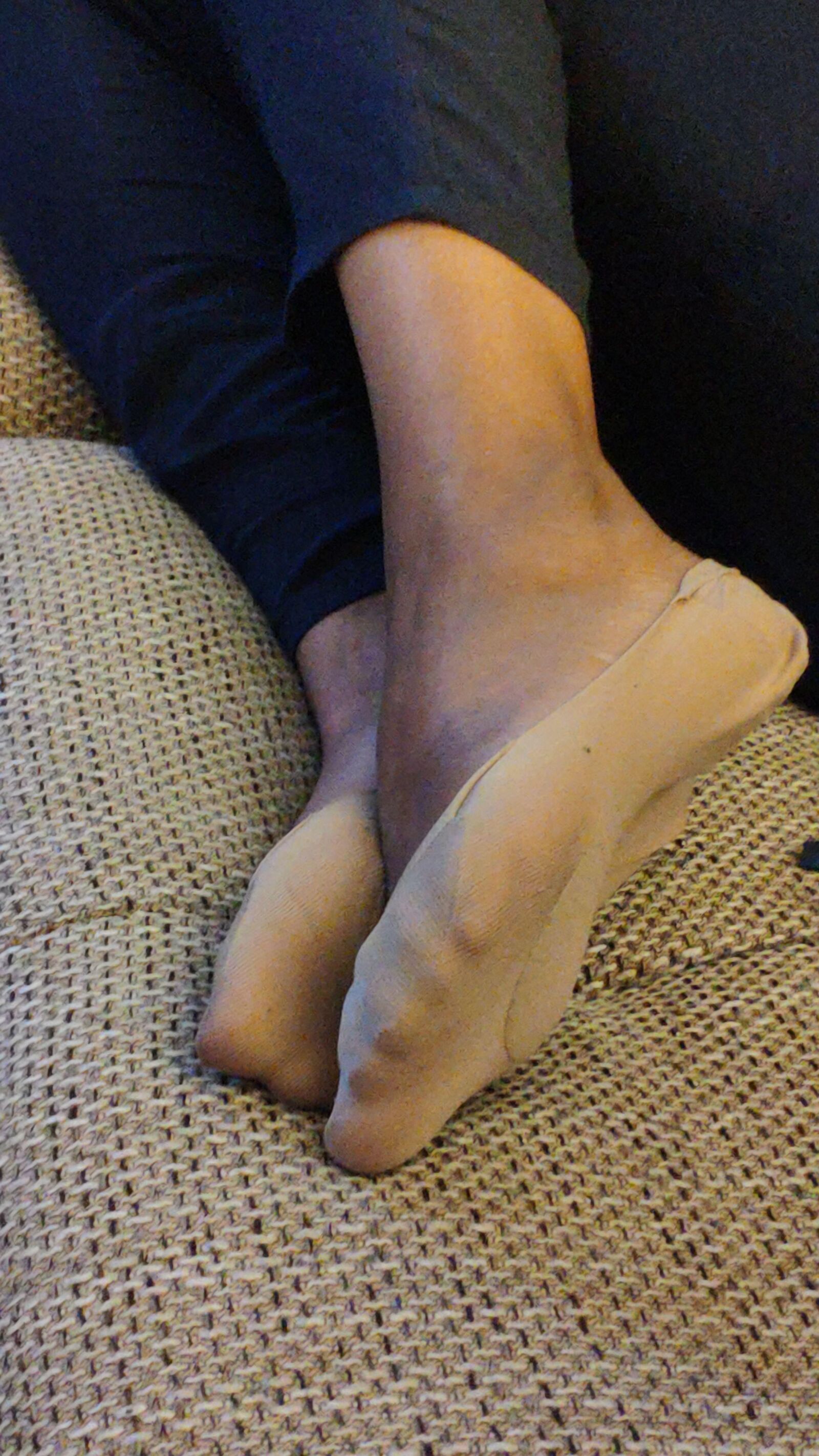 Short nylon socks, feet candids, slut wife