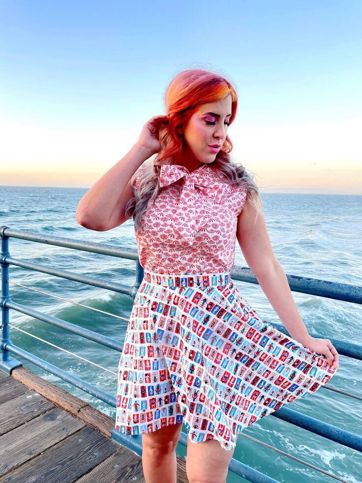 P interest In Beauty Retro Fashion Milf