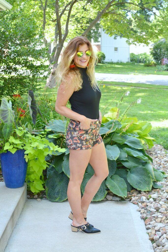 P Interesse an Schönheit junger Frau Modeblogger