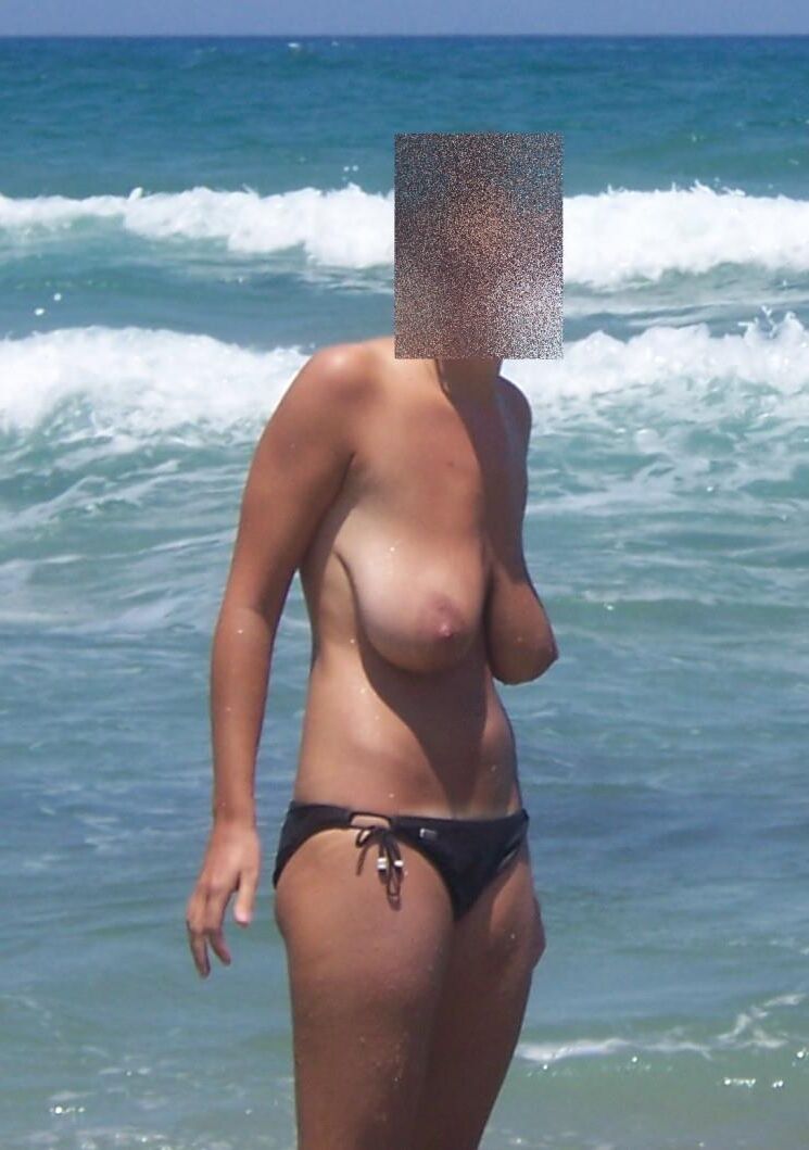 Busty MILF 