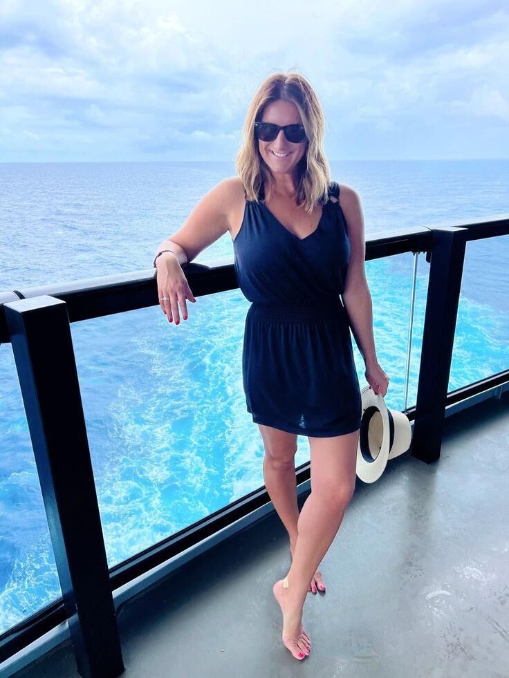 P interest In Beauty Focus On Milf and Mature Models