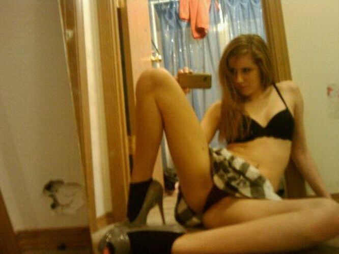 Selfie Teen mit einem fantastischen Arsch