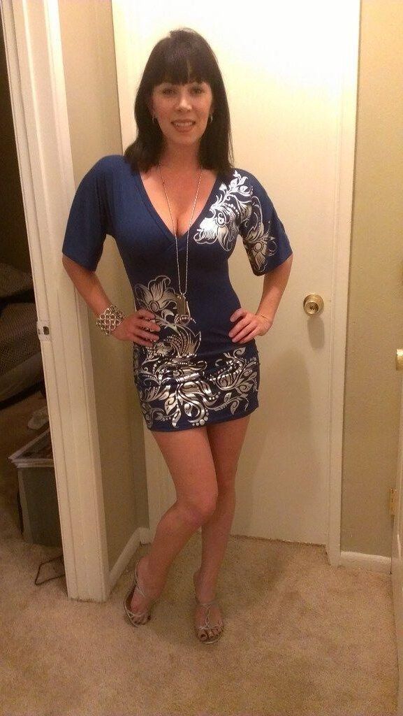P interest In Beauty Focus On Milf and Mature Models