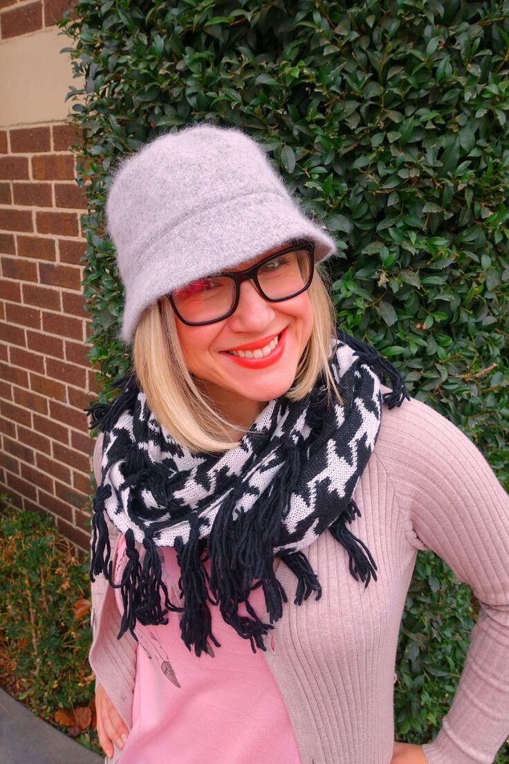 P interest In Beauty Milf Fashion Blogger Rosie Rockets