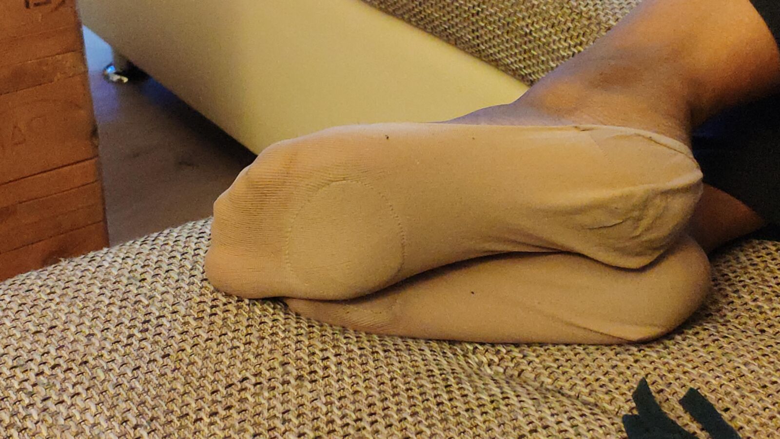 Short nylon socks, feet candids, slut wife