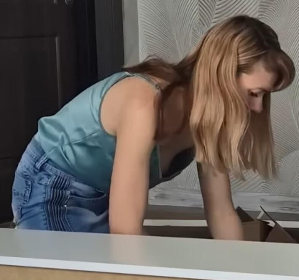 Downblouse nach Hause arbeiten