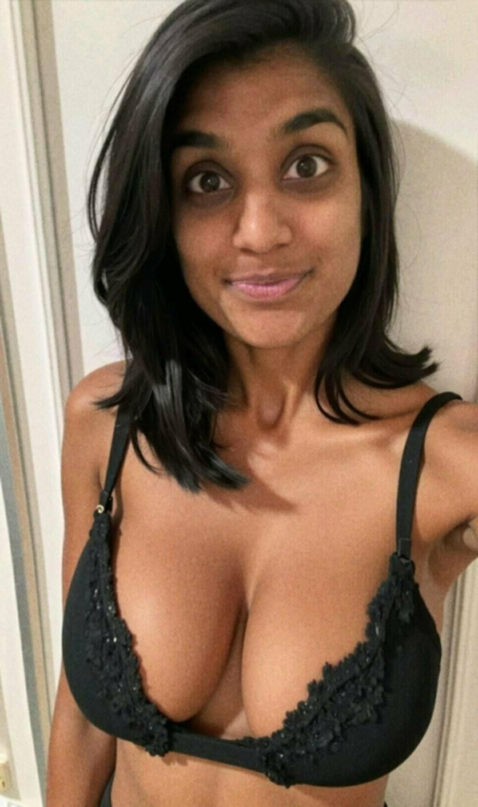 Amateur Tits and Slits (Indian)
