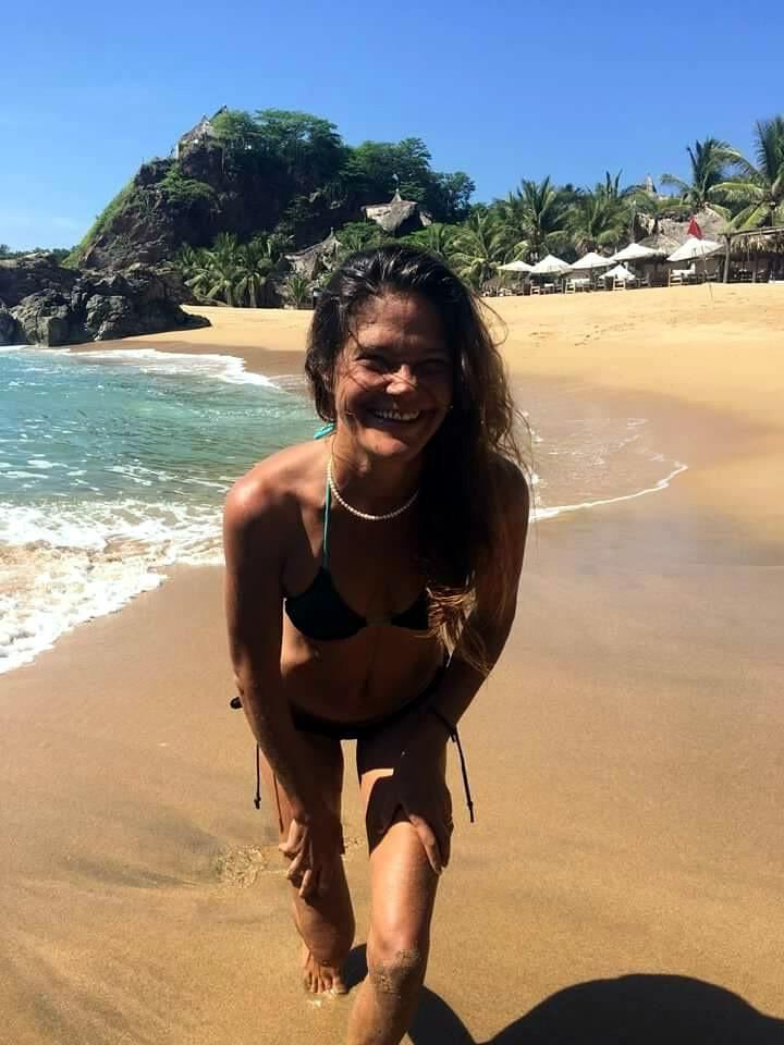 Tellement hardcore cette vieille salope maigrelette