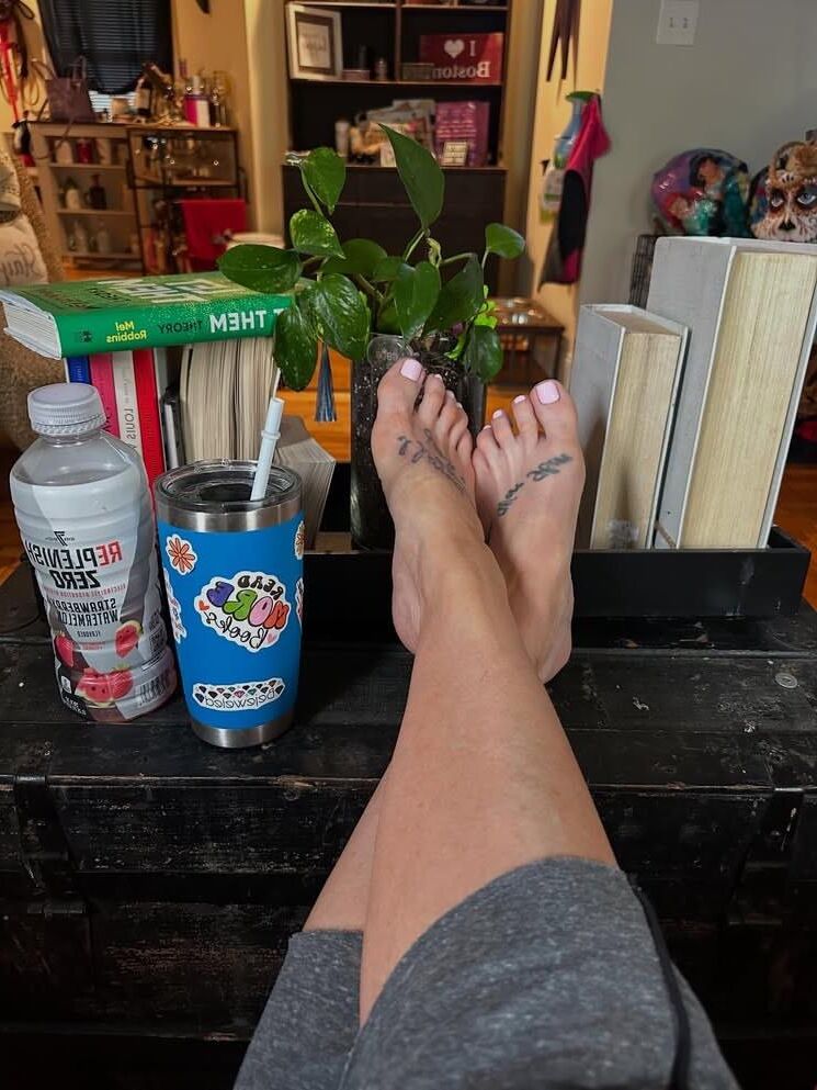 Legs, Feet, and Toes