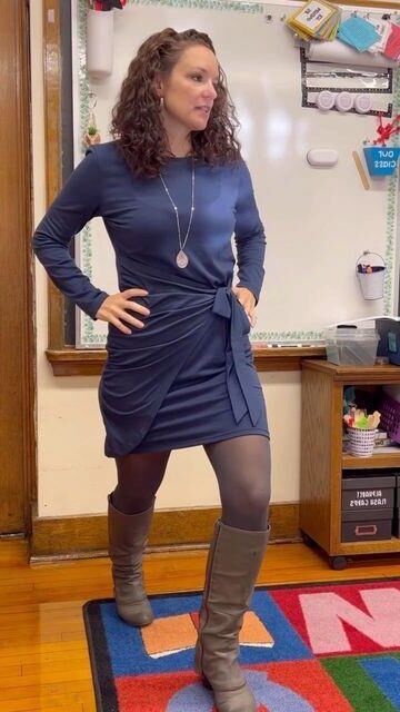 P美人への関心いくつかのセクシーな熟女教師