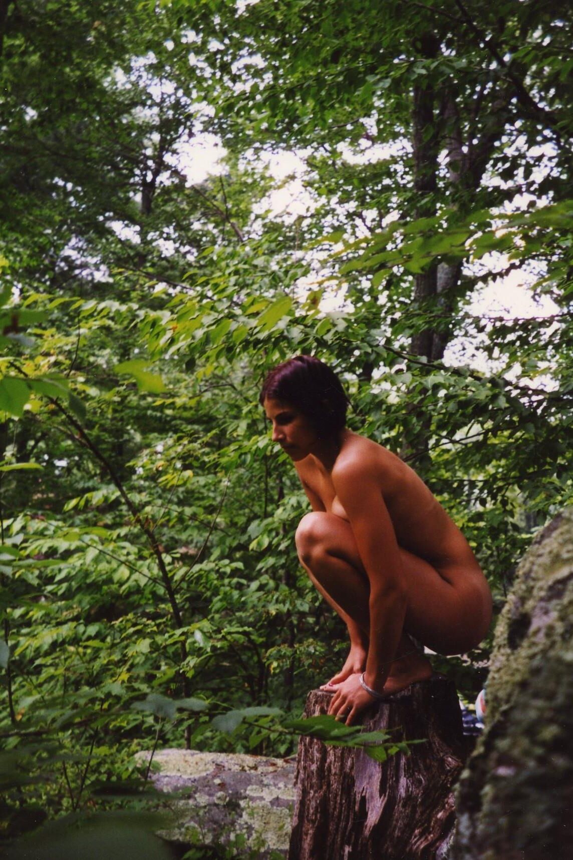 girlfriend naked at lake
