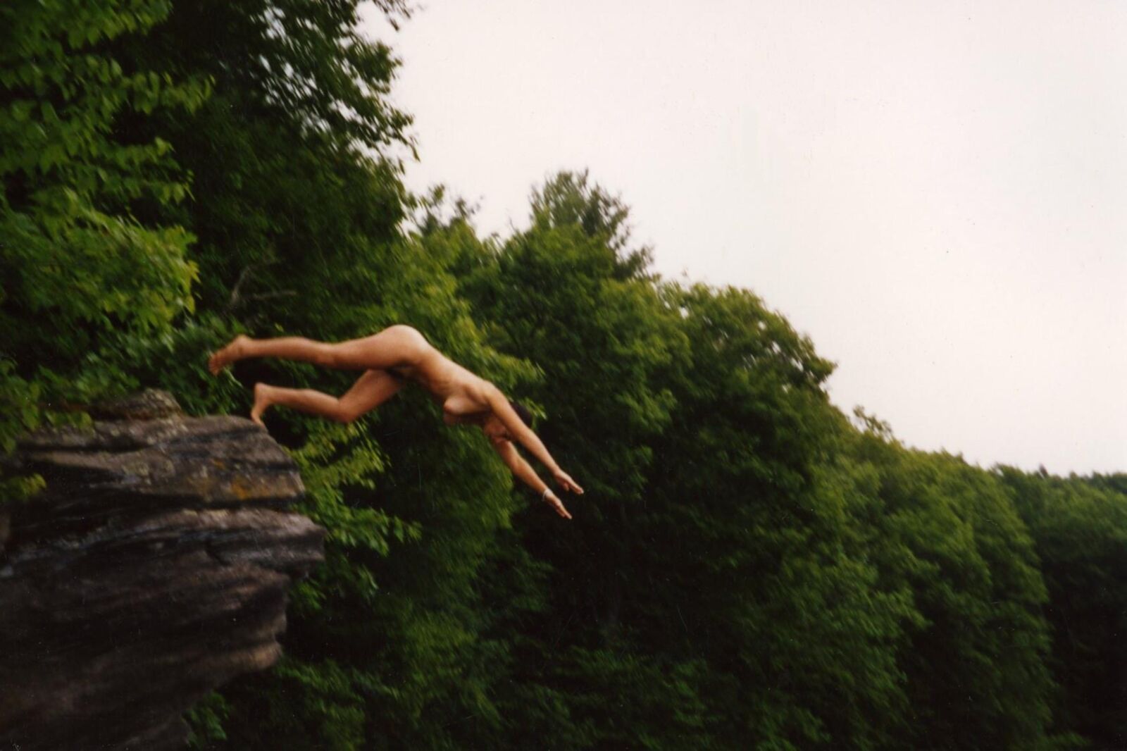 girlfriend naked at lake
