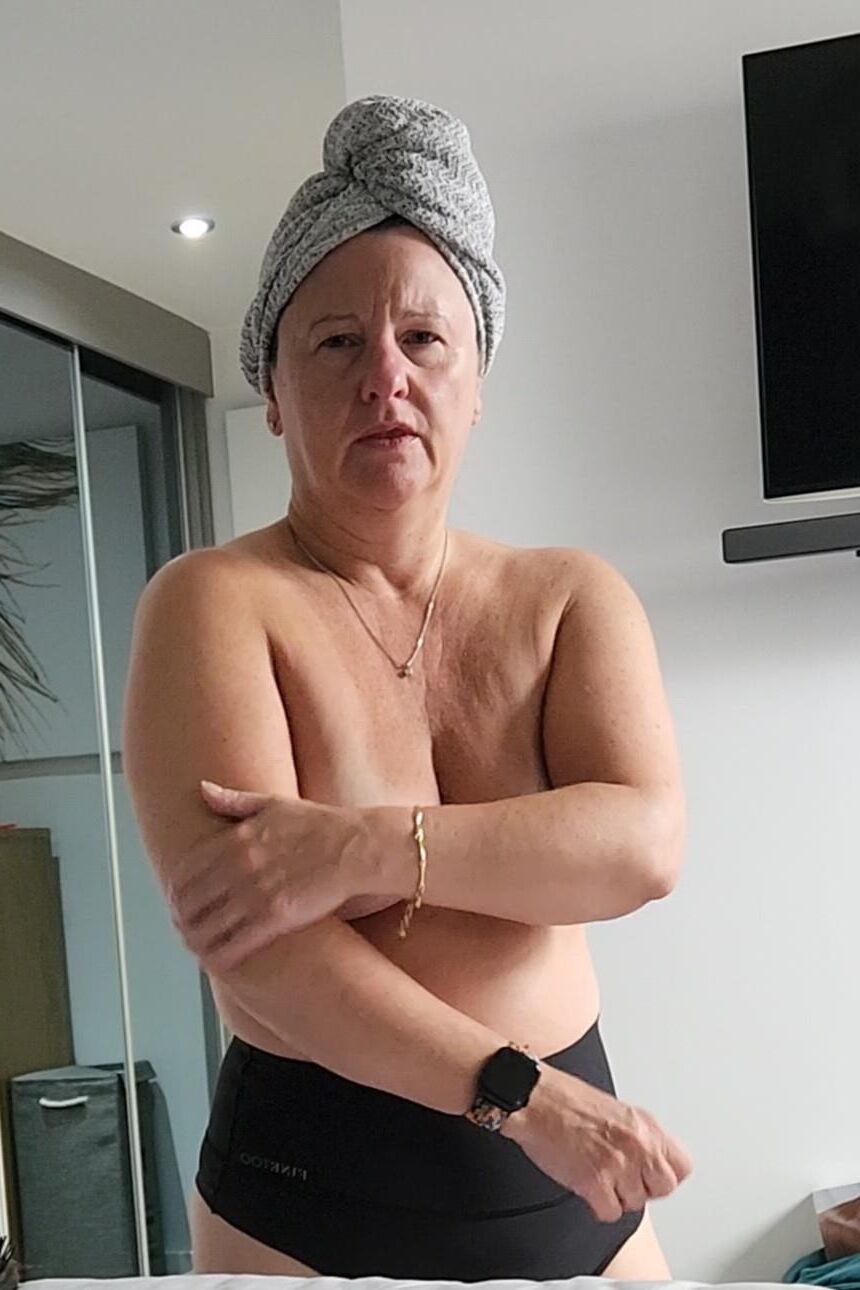 Want to see more of this chunky mature milf?