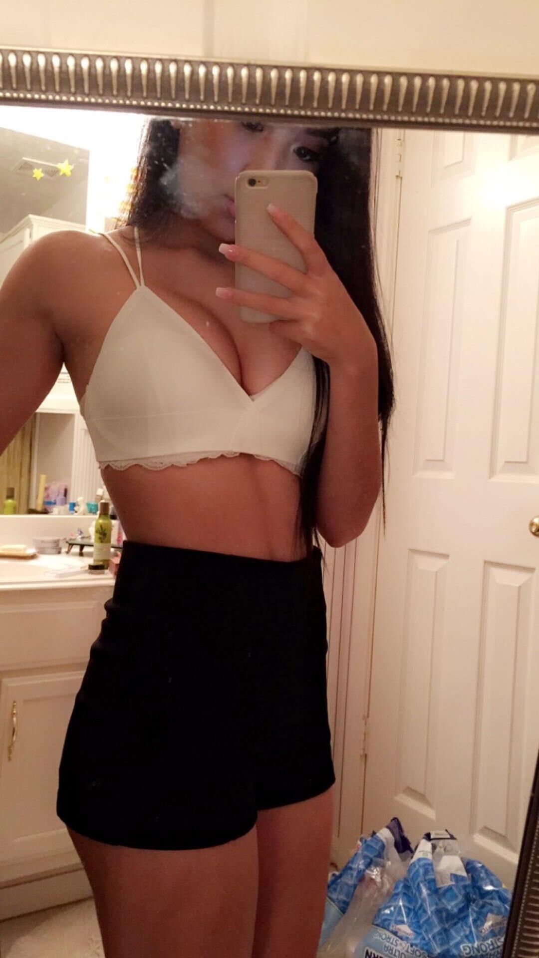 The Pinnacle of Asian Selfies 