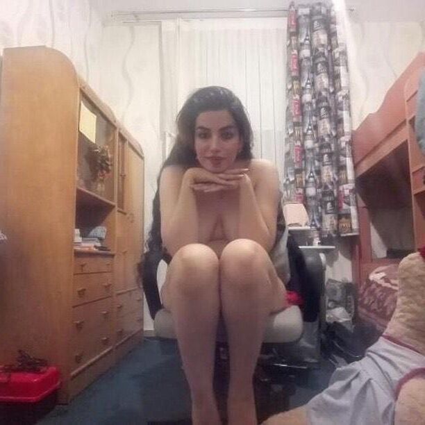 horny iranian beauty 