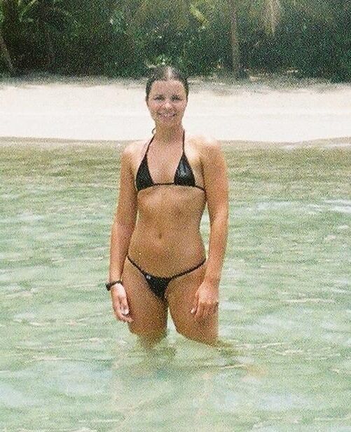 gorgeous bride honeymoon pregnant