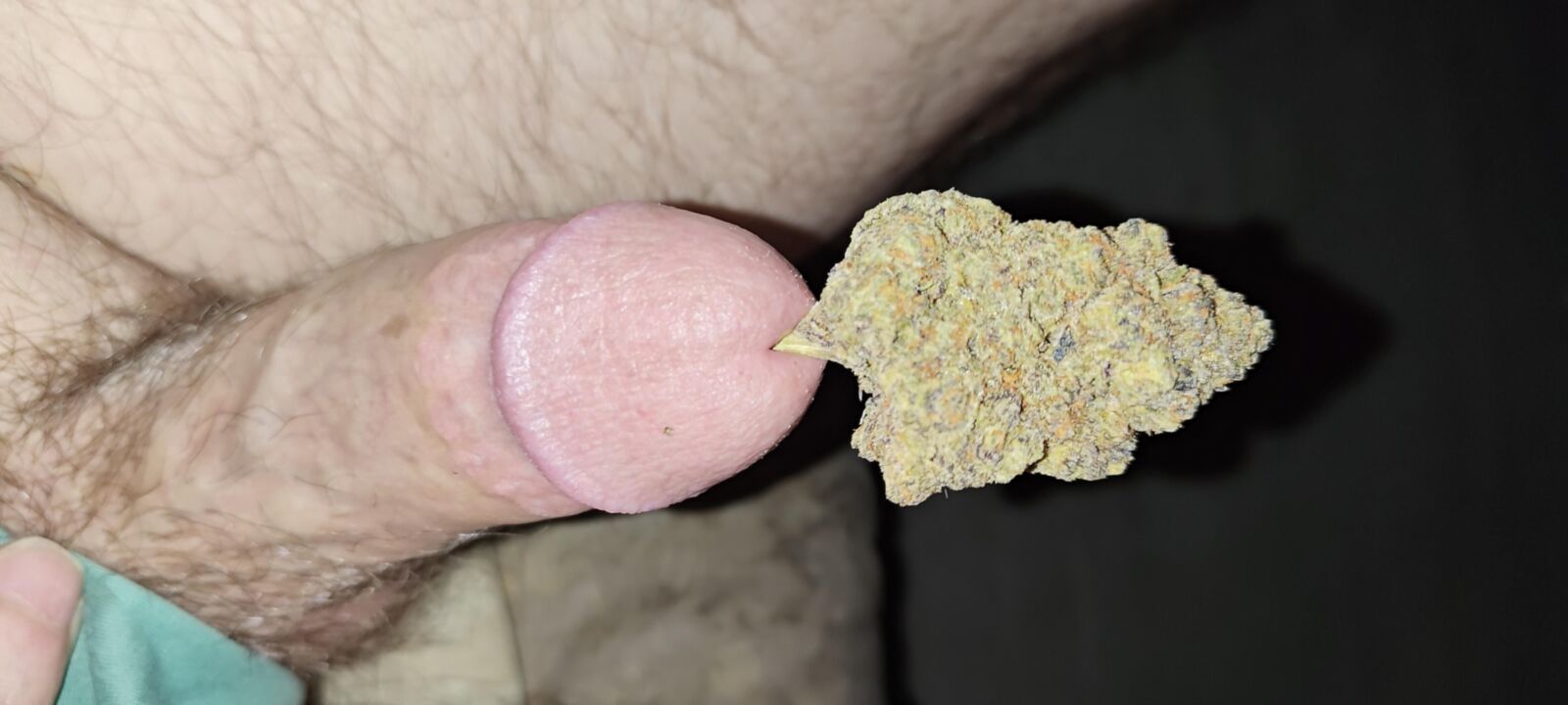 Mein Schwanz auf Weed Gras THC