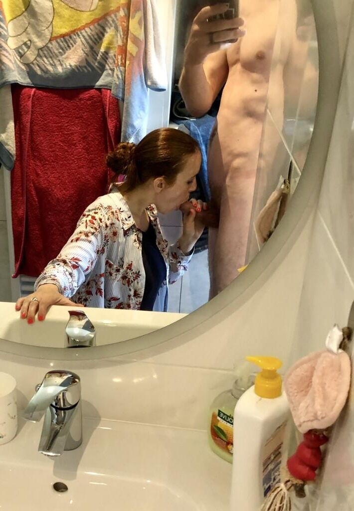Teens selfies mirror 