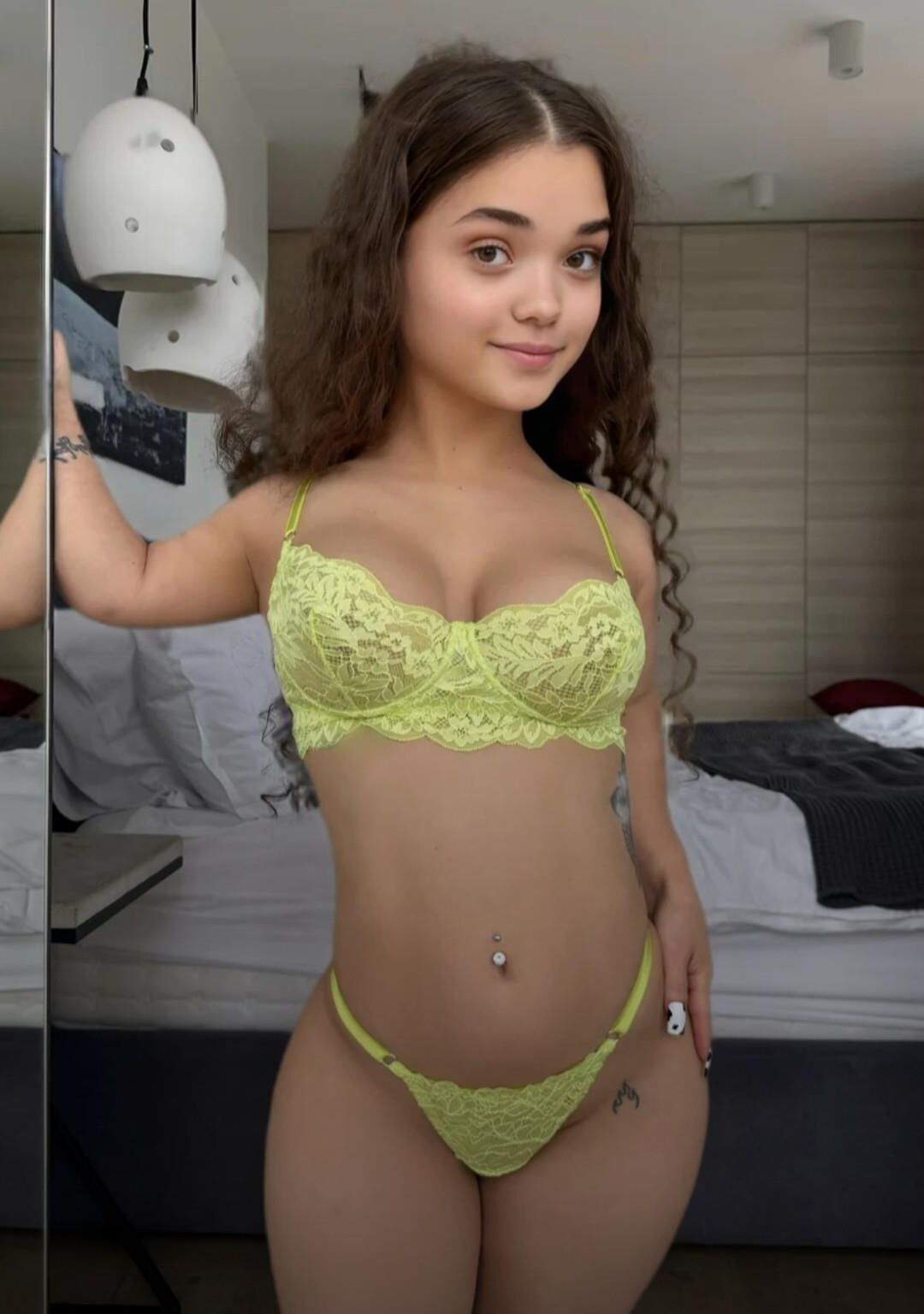 Lingerie babes 