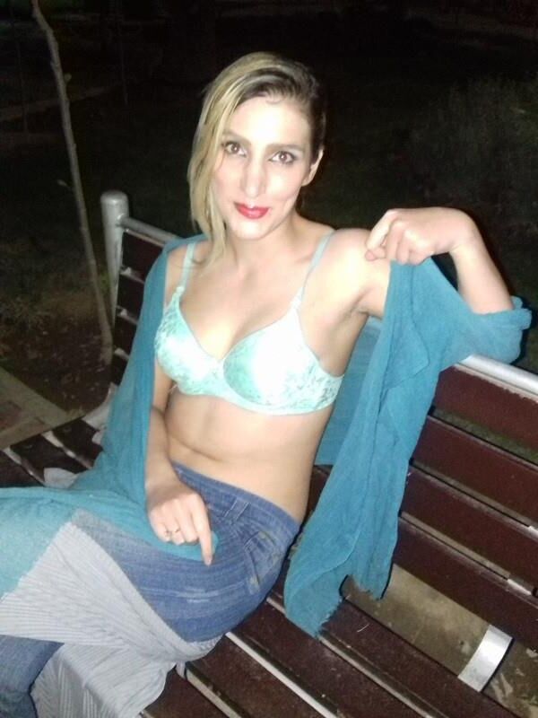 horny iranian beauty 