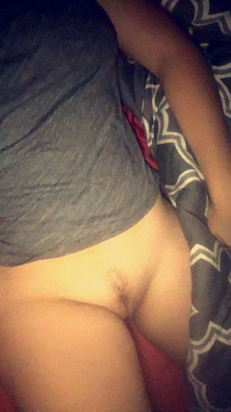 Sexy blond milf