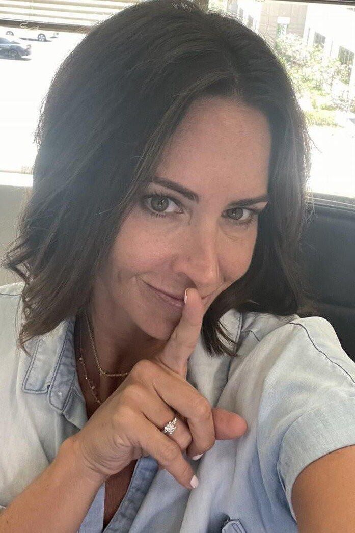 Kelly American reife MILF exponiert