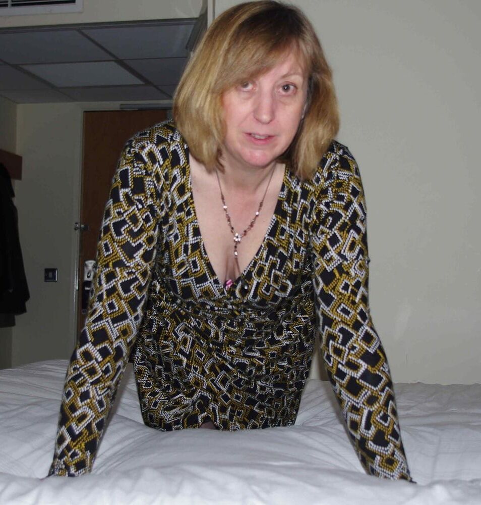 British mature wife Sally