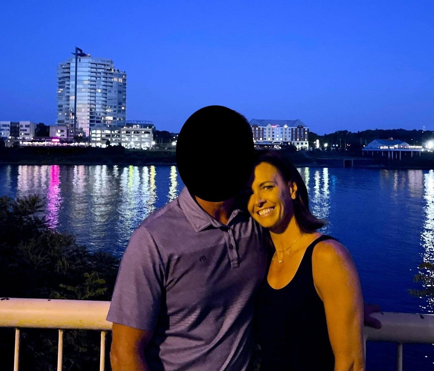Kelly American reife MILF exponiert