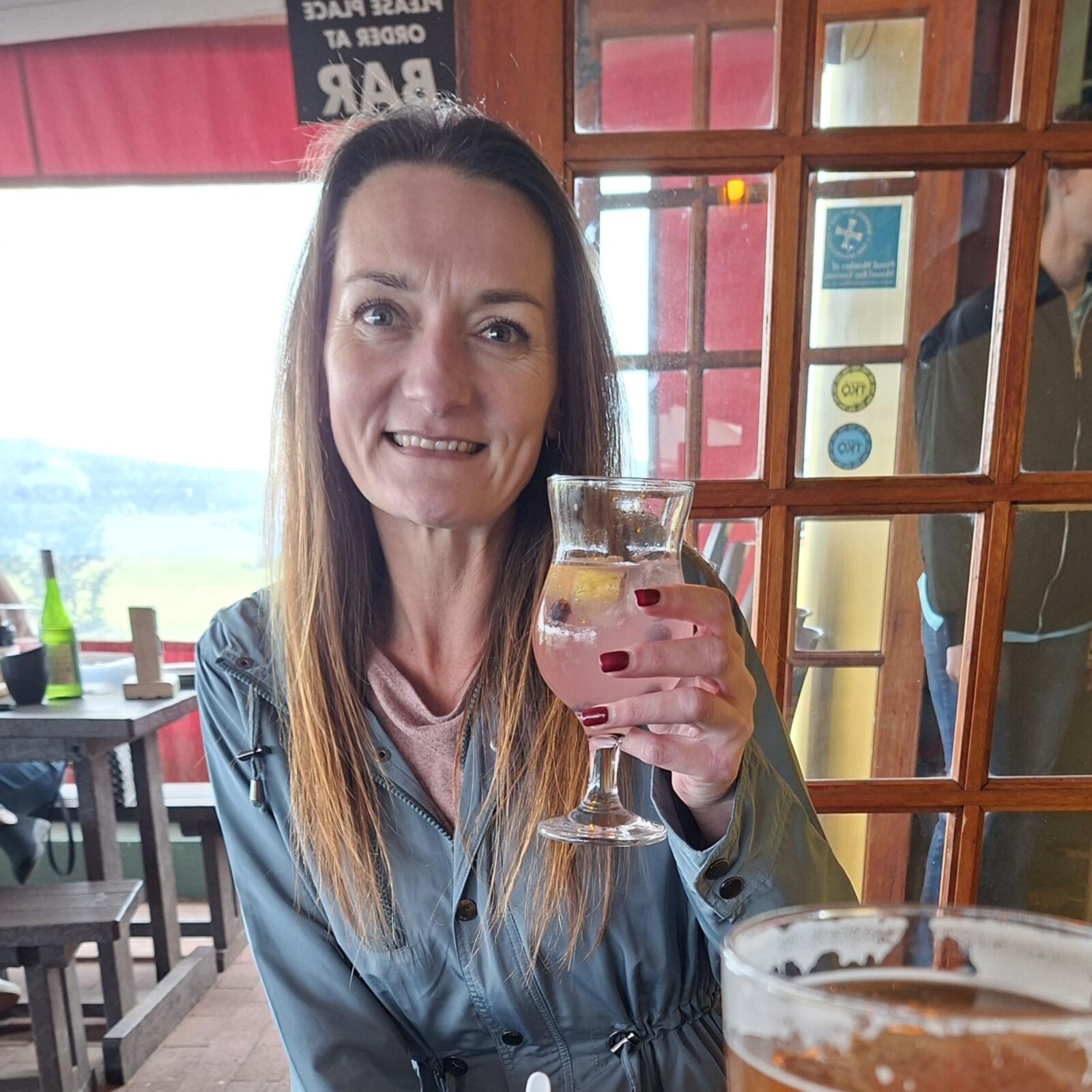 Gewöhnliche Frau