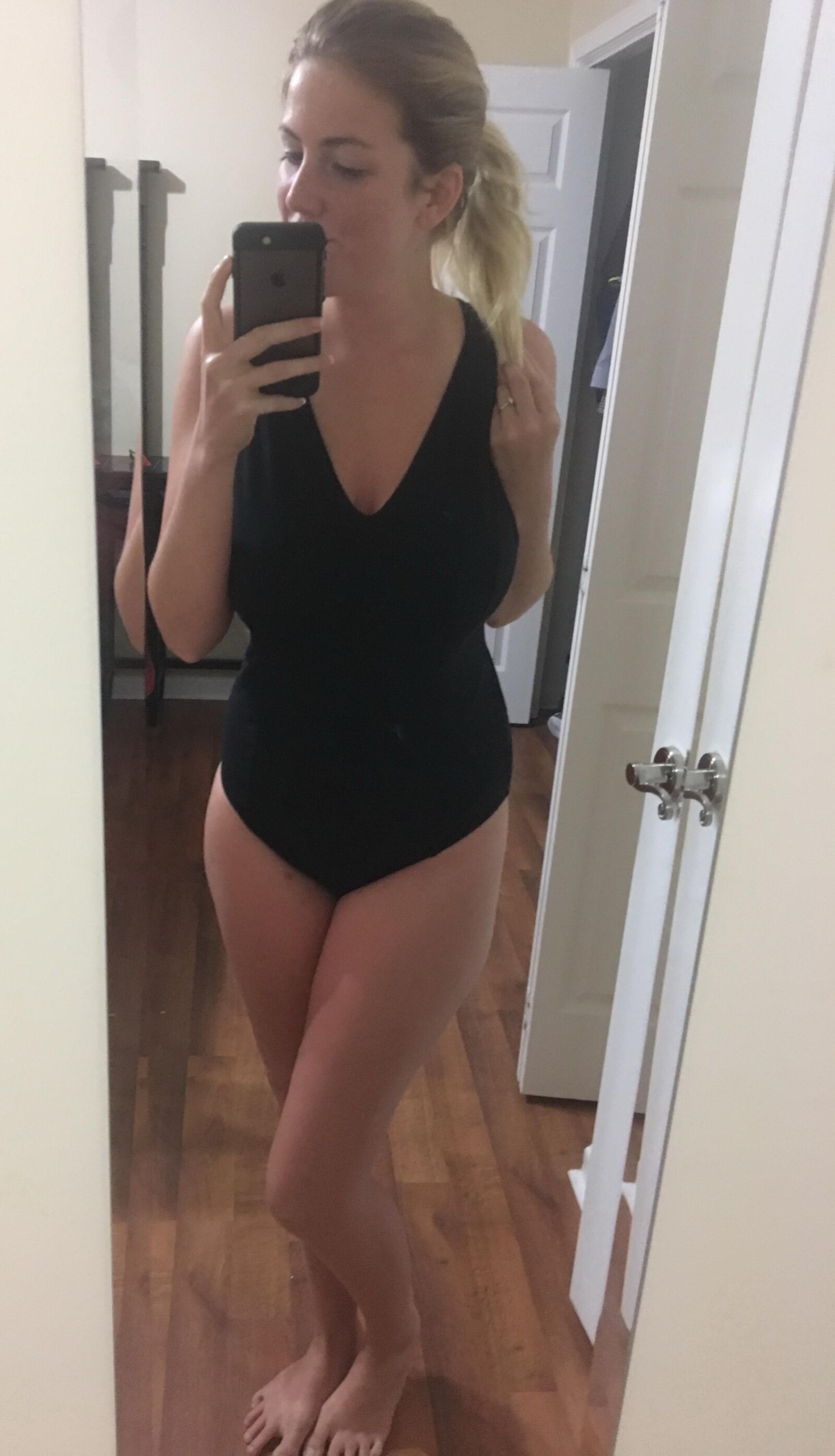 Sexy blond milf