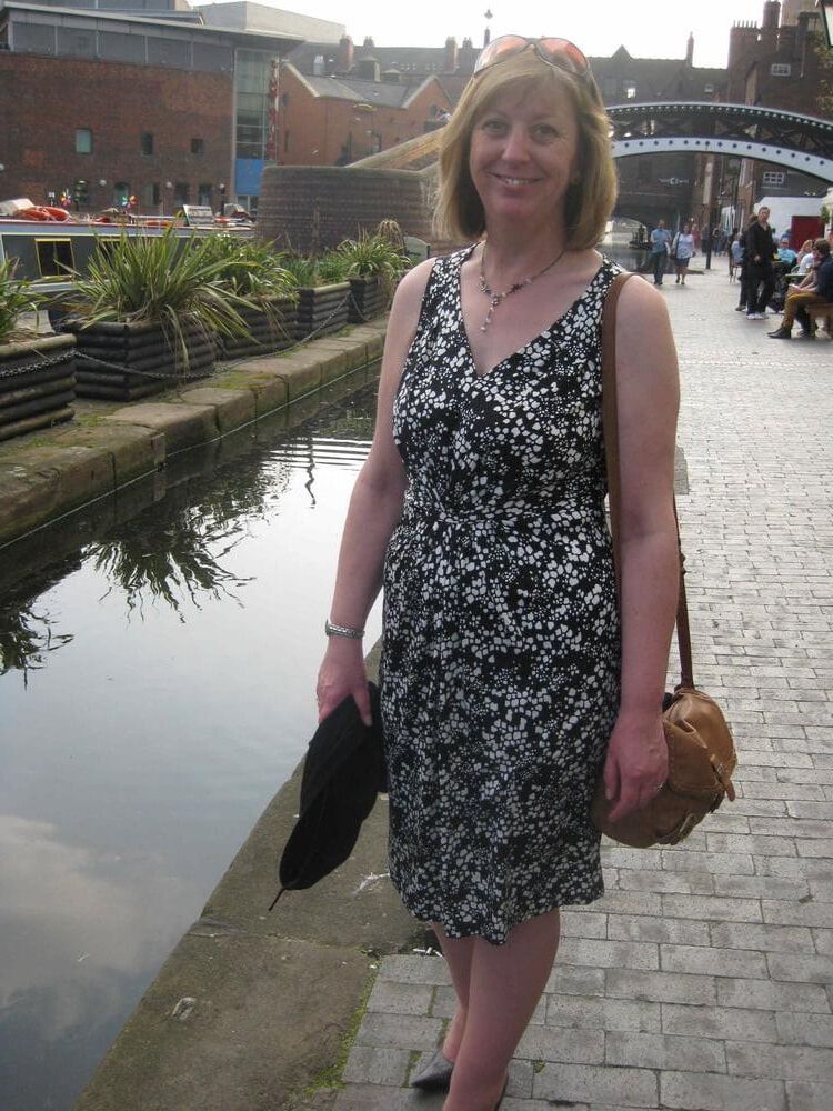 British mature wife Sally