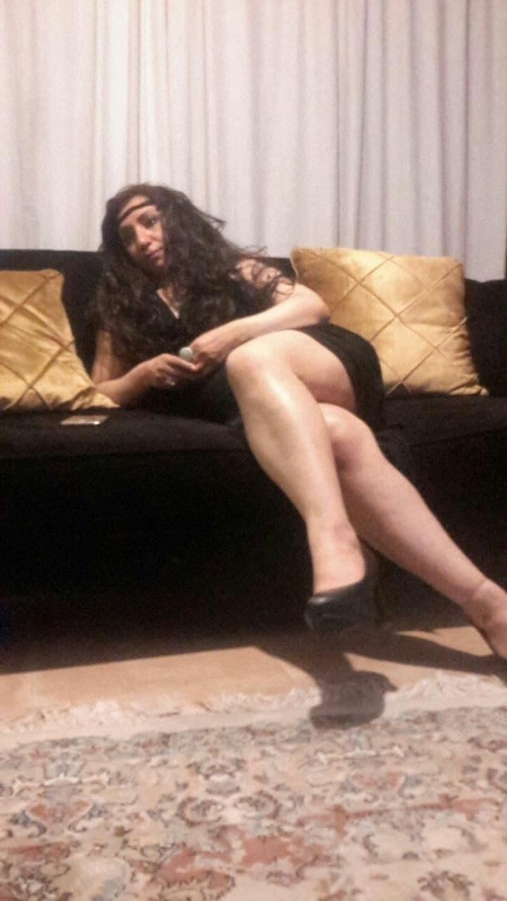 iranian mixed housewife