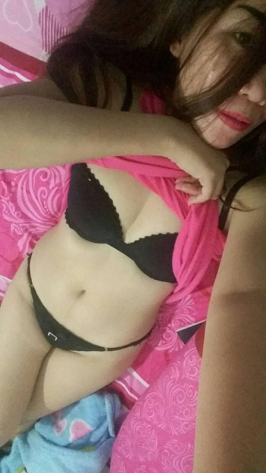 Jane Mamahit