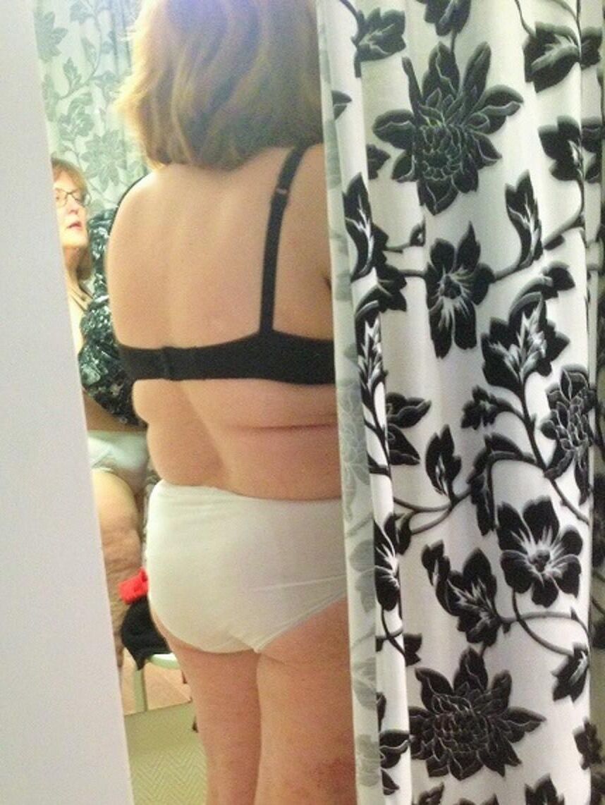 MILF WHORE CECILIA露出FUCKSLUT毛むくじゃらのジンジャースラグカント