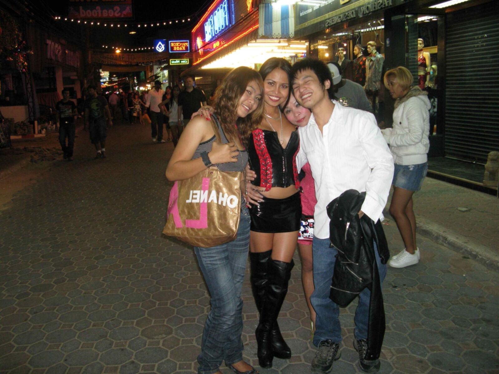 ホットアジアのFucktoy Cum Whore