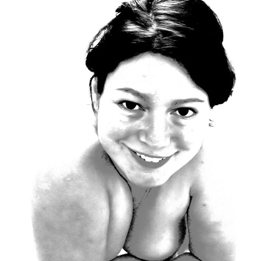 私の本当の気づいていない露出した大きな胸のドイツの妻の部分