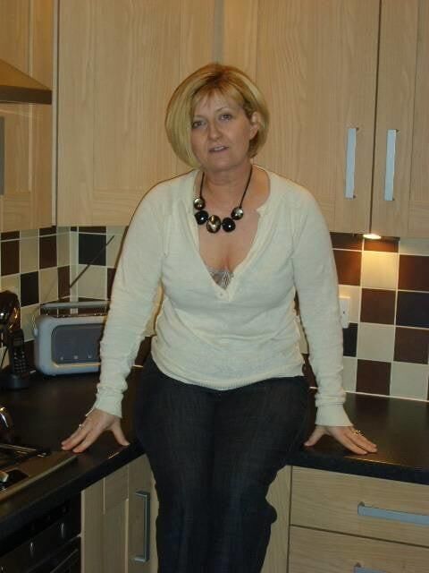 Mature Kath from Manchester in UK
