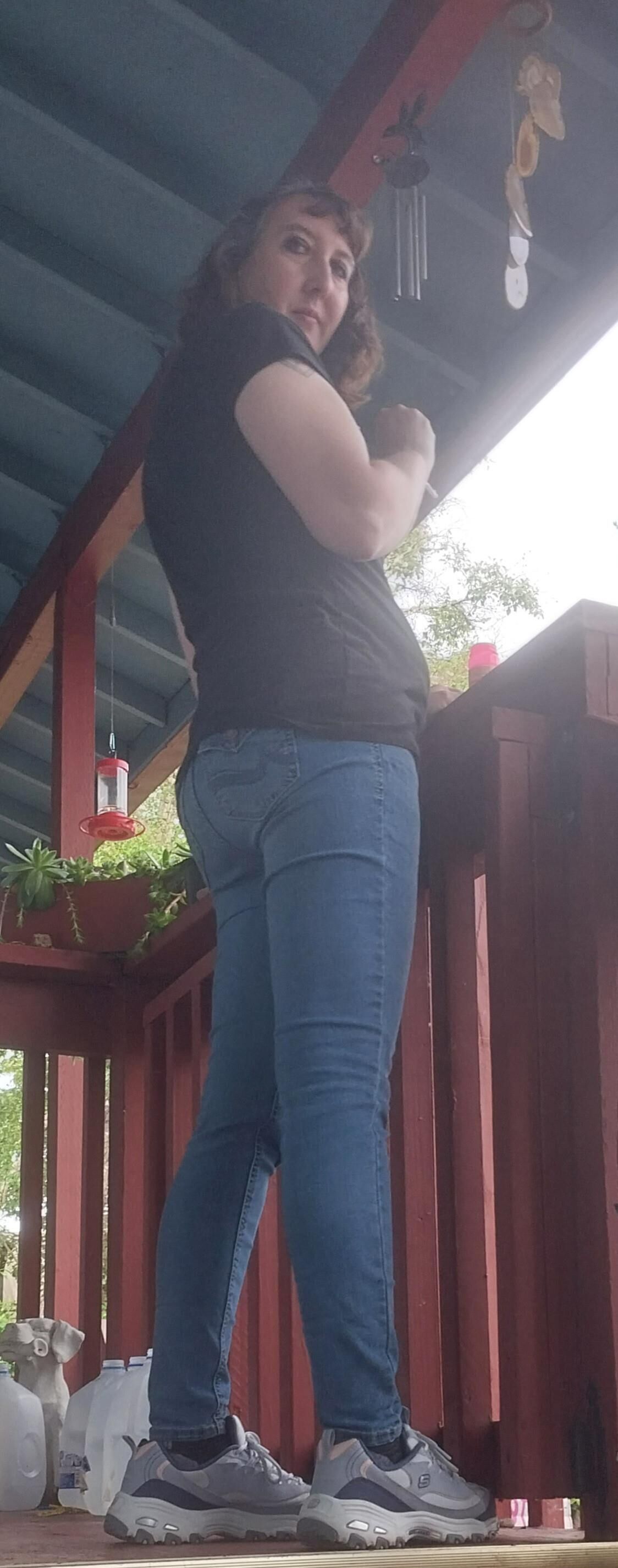 One hot lil ass in tight jeans Damn my wifes got it goin on.