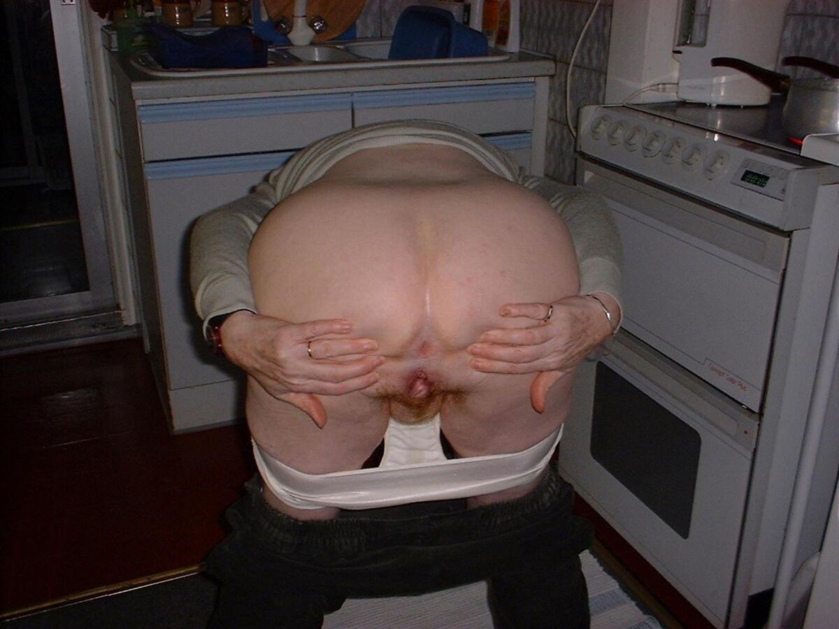 Who Wants To Eat Grannies Ass
