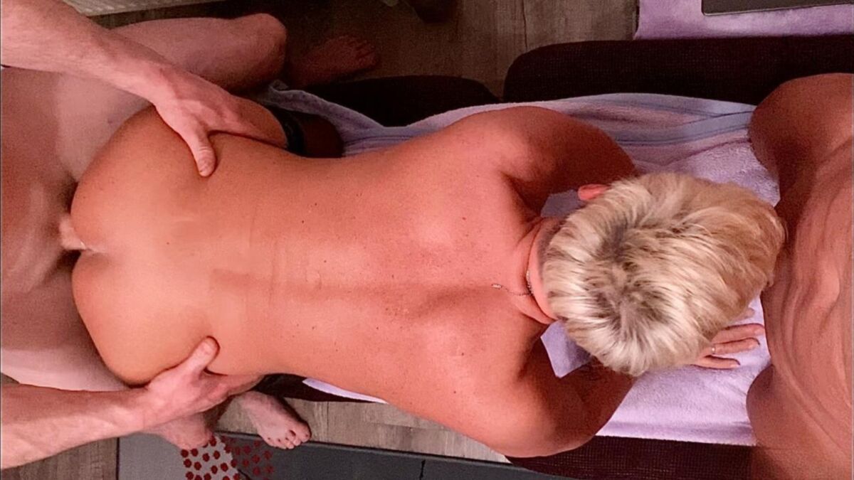 Cuckold Couple