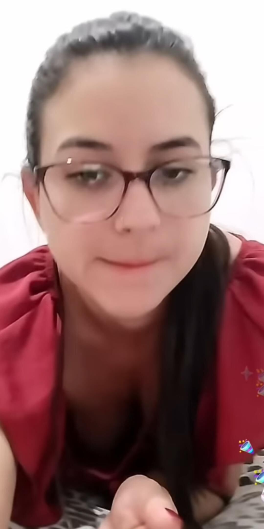 Downblouse girl
