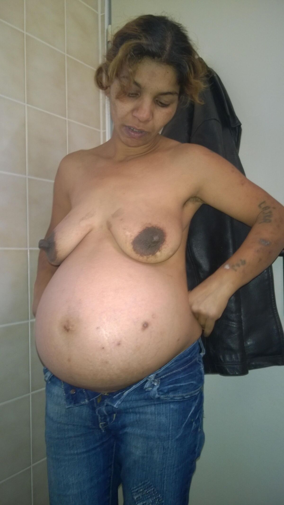 Seins nus en denim